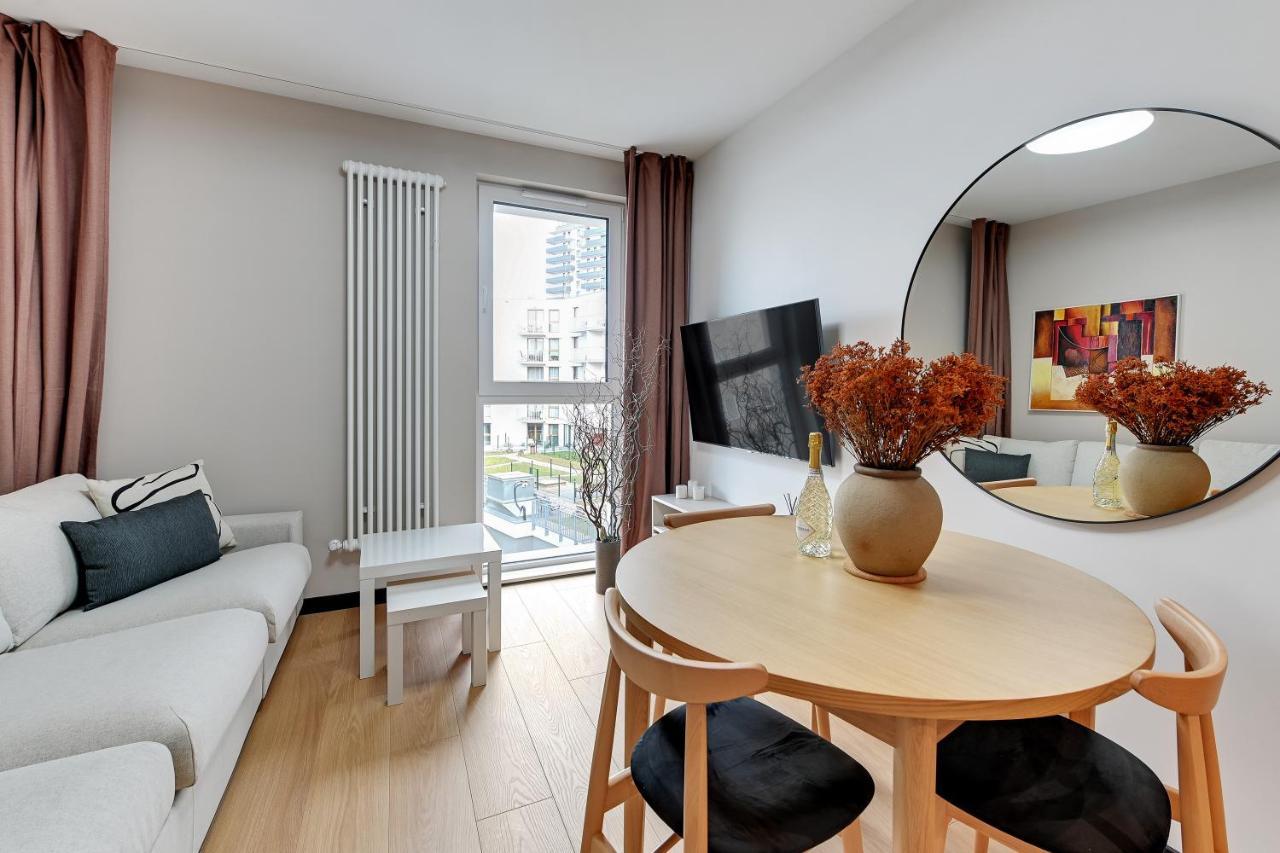 Boutique Aura 40 By Grand Apartments Гданск Екстериор снимка