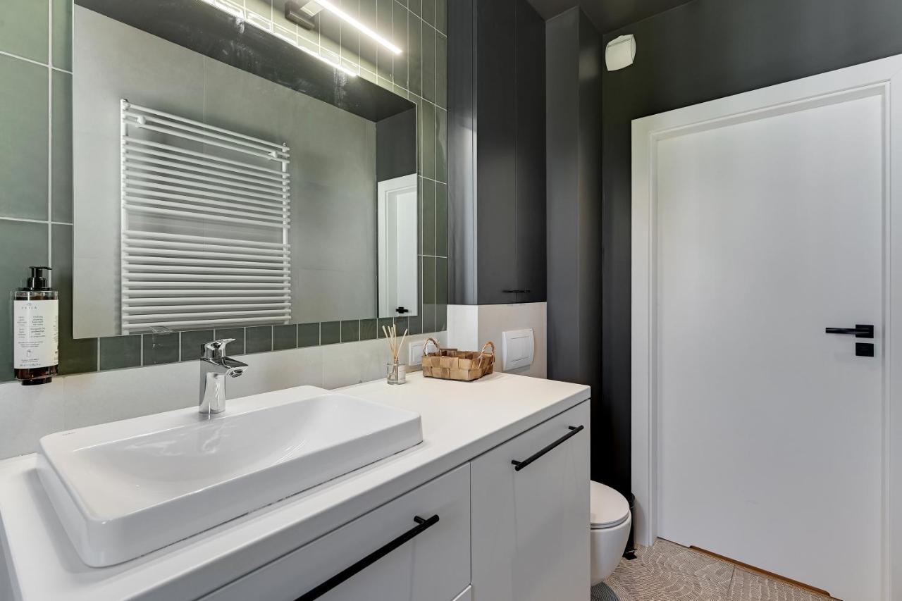 Boutique Aura 40 By Grand Apartments Гданск Екстериор снимка