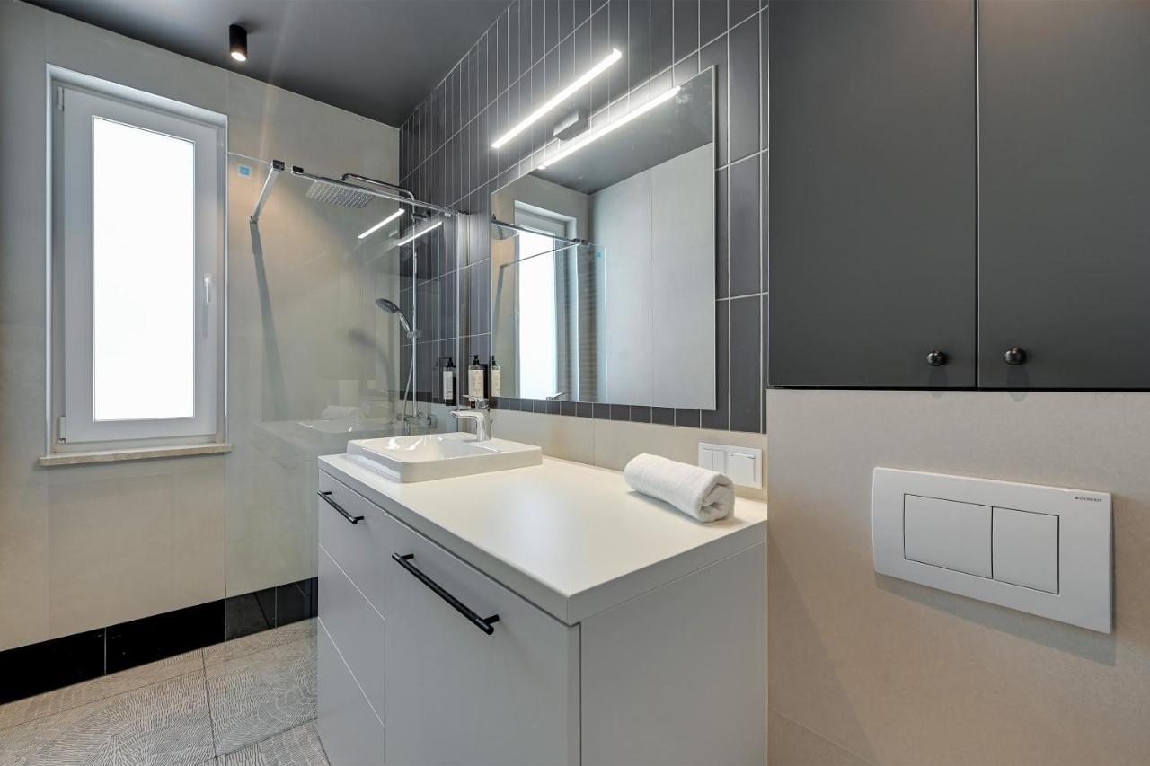 Boutique Aura 40 By Grand Apartments Гданск Екстериор снимка