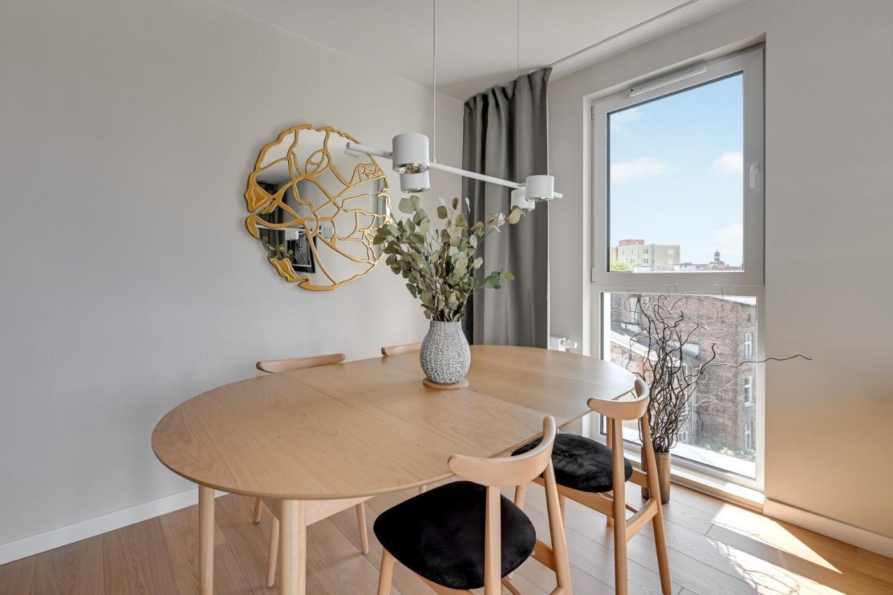Boutique Aura 40 By Grand Apartments Гданск Екстериор снимка